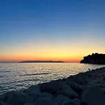 Luxurious Holiday Home In Makarska With Jacuzzi