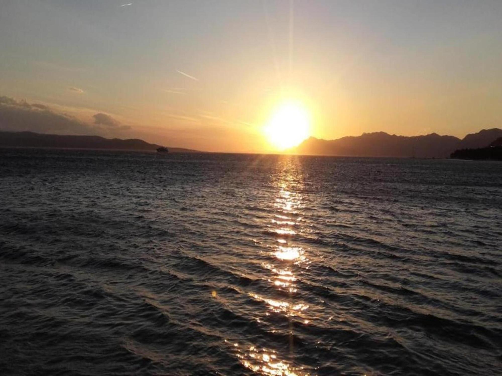 Luxurious In With Jacuzzi Holiday home Makarska